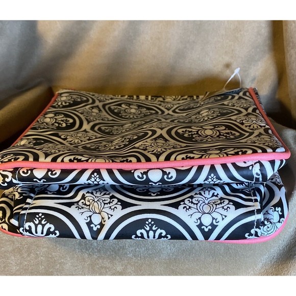 Insulated Lunch Sack NWT Vinyl Black and White Rococo Cabbage Rose with Pink - Picture 4 of 4
